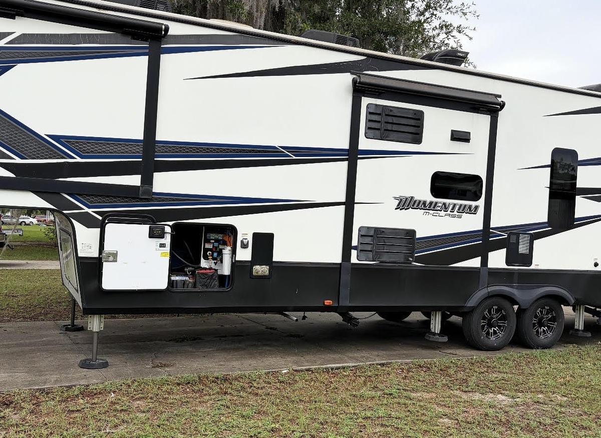 Used 2020 Grand Design Momentum 349m