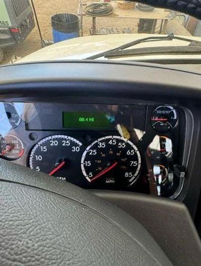 Used 2023 Freightliner BUSINESS CLASS M2 106