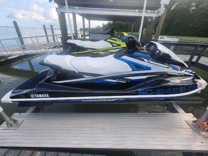 Used 2019 Yamaha Waverunner Deluxe with Triton Trailer