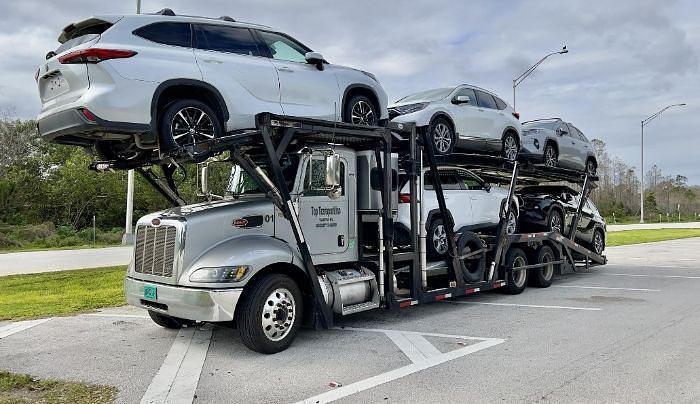 Used 2018 Peterbilt 348