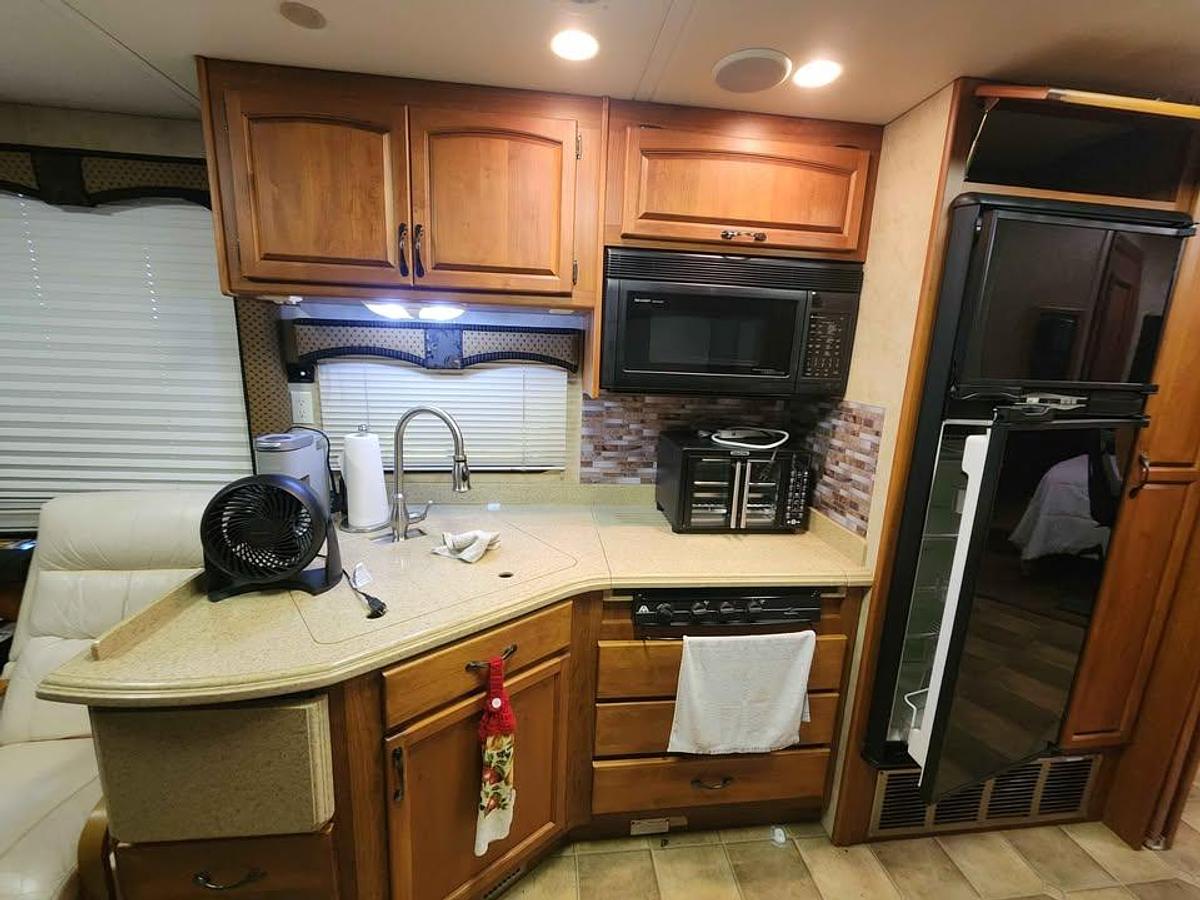 Used 2008 Holiday Rambler Vacationer Xl 34pdd