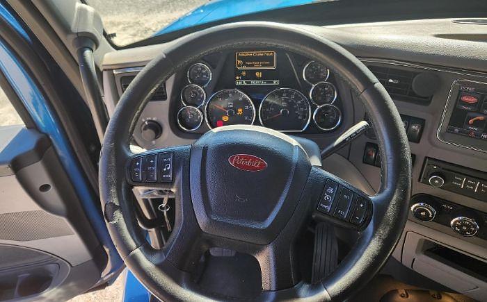 Used 2015 Peterbilt 579