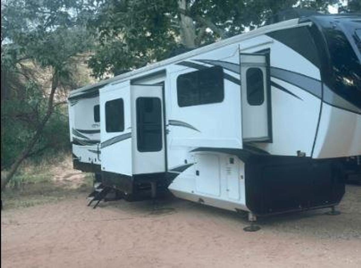 Used 2022 Jayco North Point 382FLRB 5th Wheel