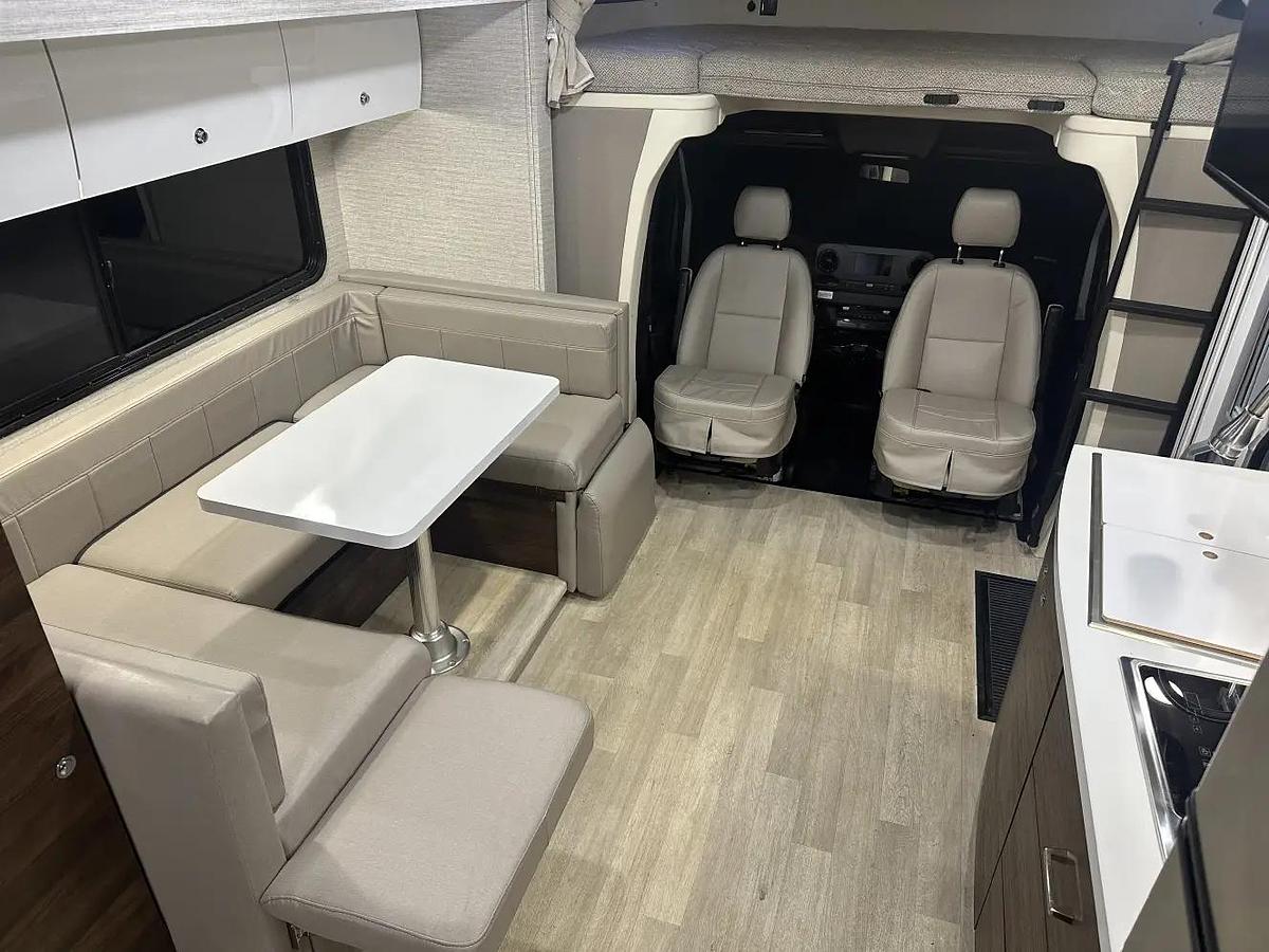 Used 2020 Winnebago View 24J