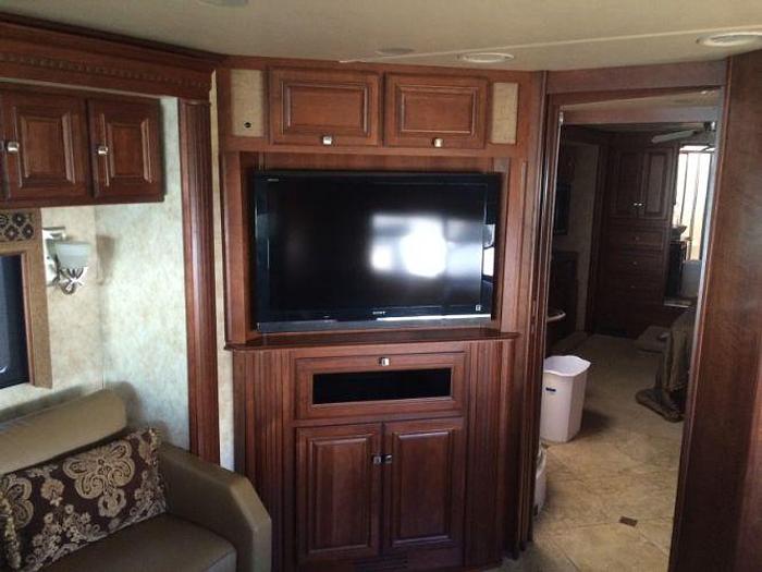 Used 2010 Itasca Ellipse 42AD