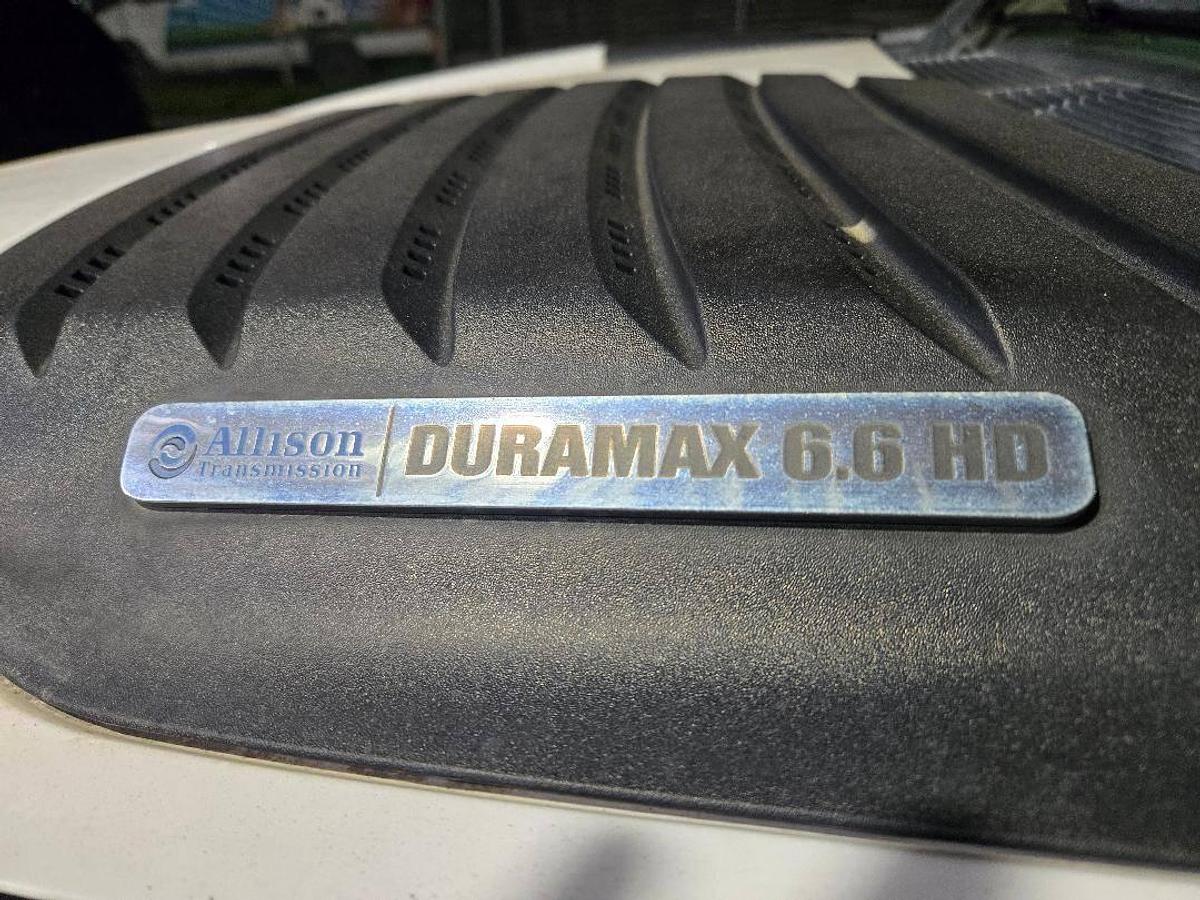 Used 2014 Chevrolet 3500 HD Bucket Truck