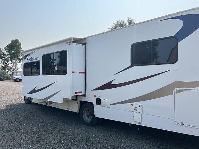 Used 2008 Coachmen Freelander 3150SS