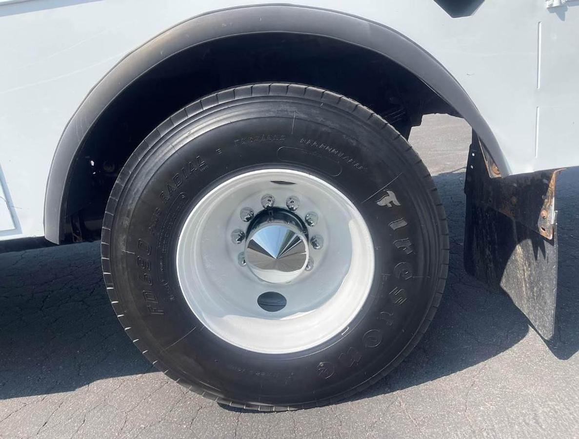 Used 2015 Freightliner M2 106 4x4 Boom