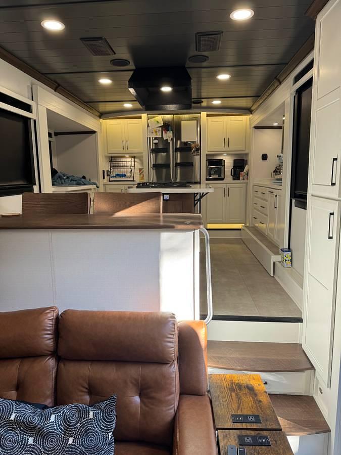 Used 2024 Forest River Riverstone Legacy 42FSKG