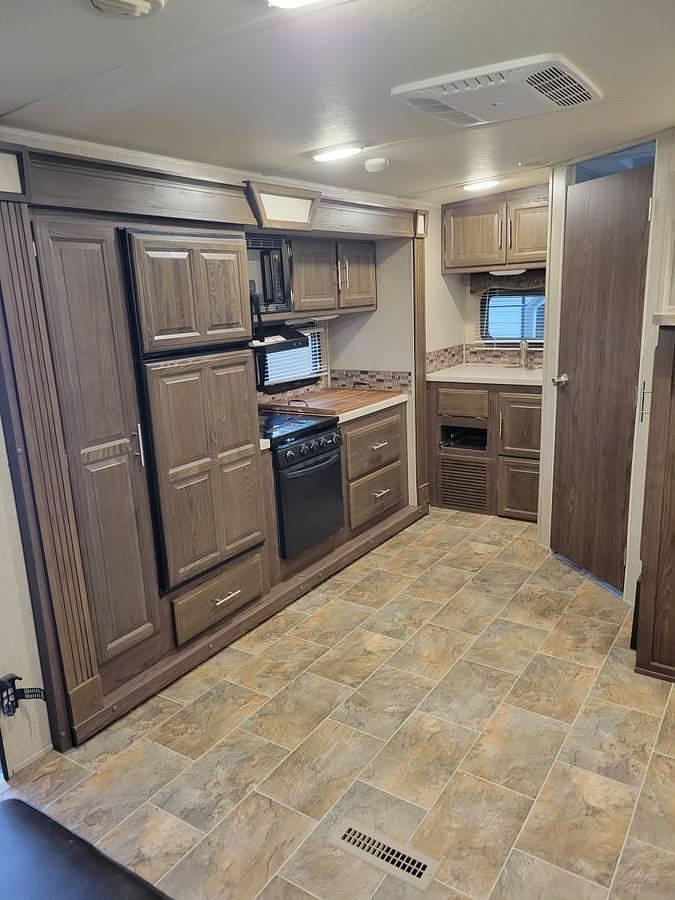 Used 2016 Forest River Rockwood Ultra Lite 2304DS Travel Trailer