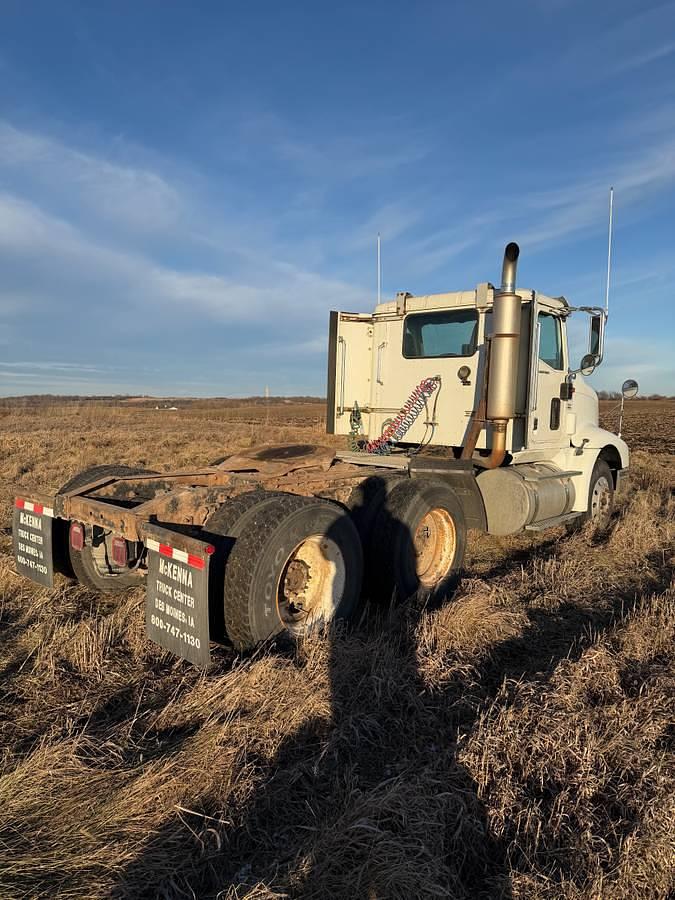 Used 2002 International 9400i Day Cab Semi Truck