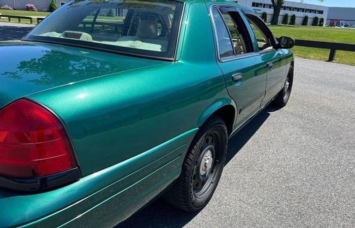 Used 2008 Ford Crown Victoria Police Interceptor