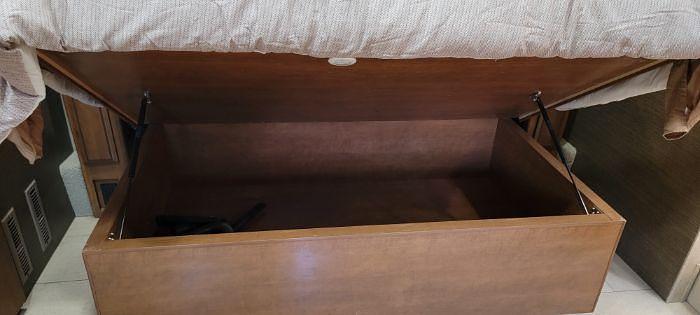 Used 2013 Thor Motor Coach Tuscany 45LT