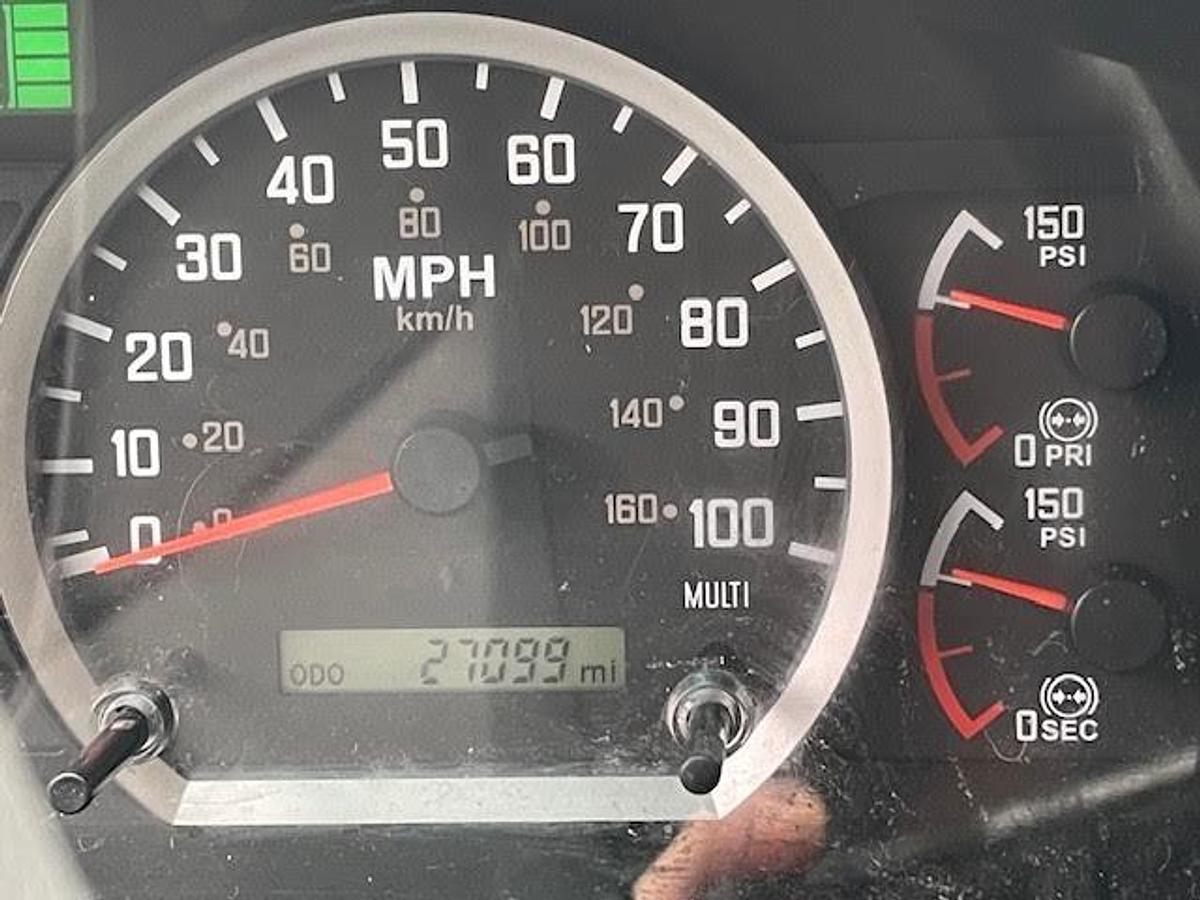 Used 2018 Isuzu FTR Flatbed Truck