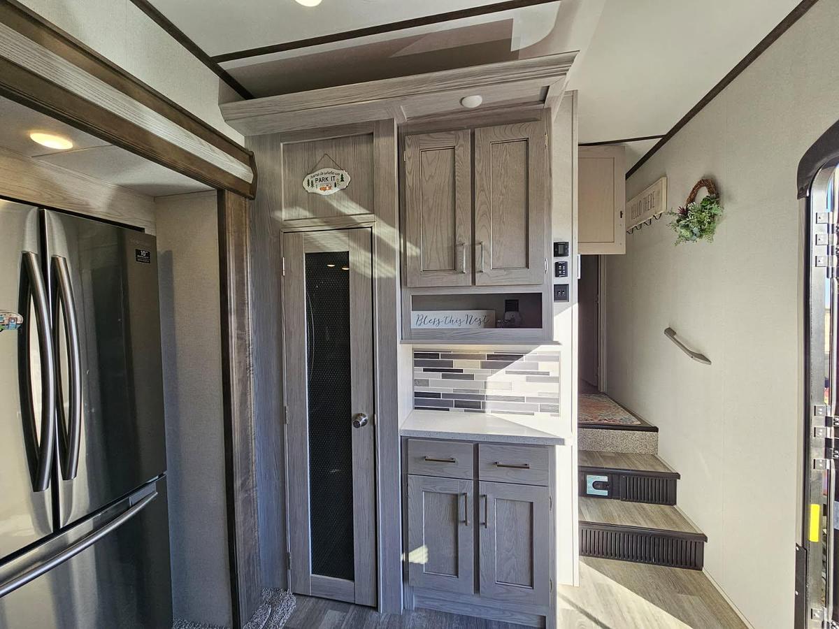 Used 2020 Keystone Montana High Country 373RD