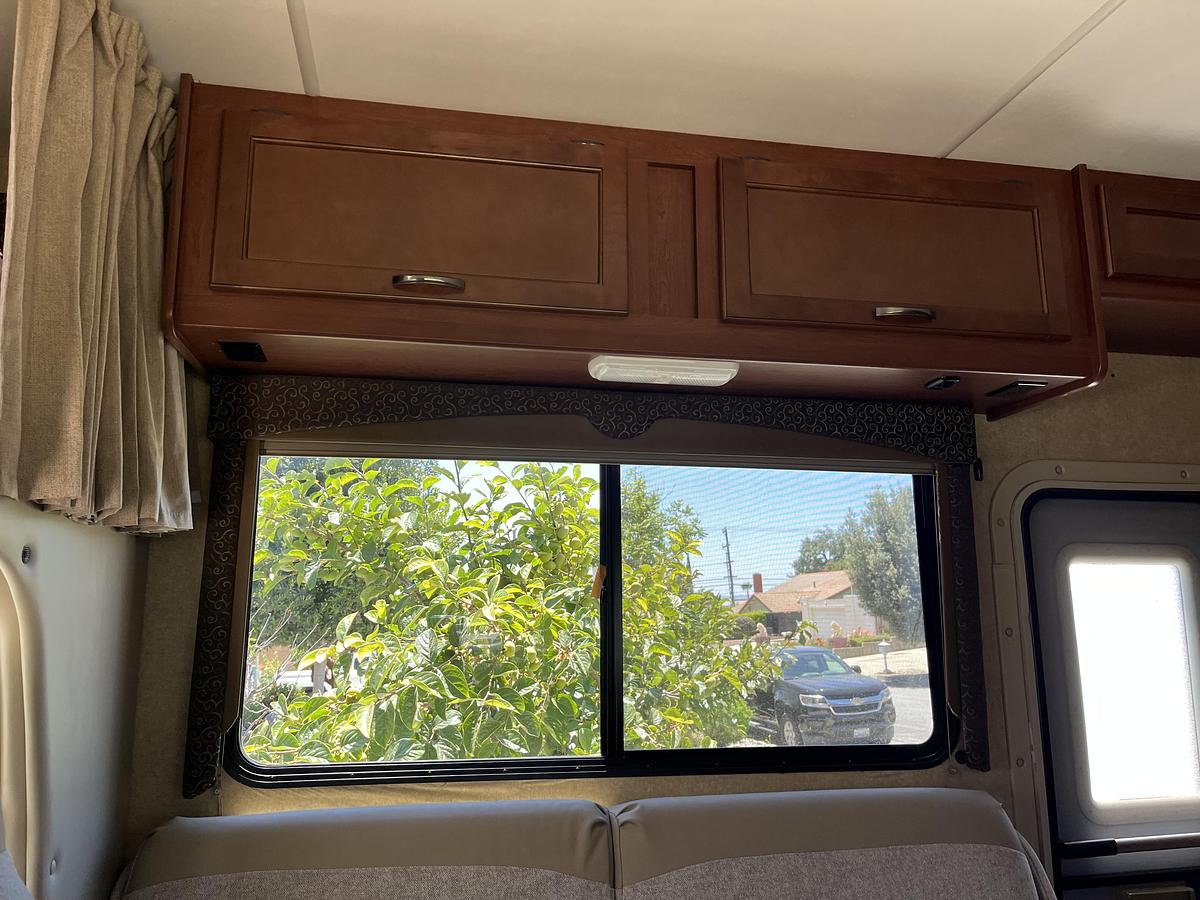 Used 2016 Thor Motor Coach Freedom Elite Class C Motorhome