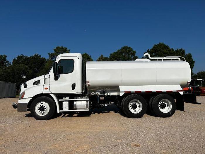 Used 2013 Freightliner Cascadia
