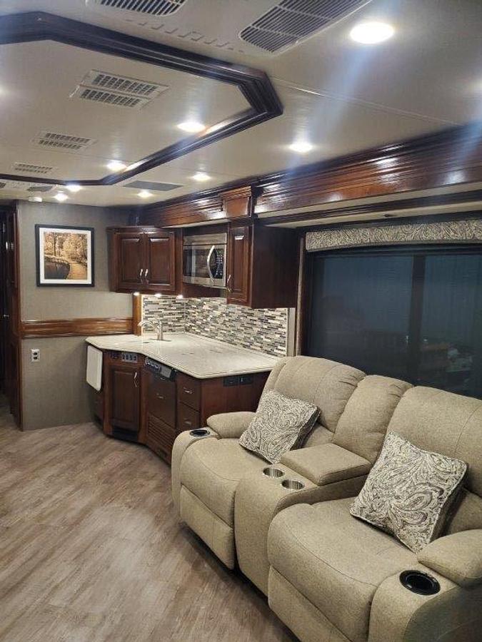 Used 2019 Fleetwood 2019 Fleetwood Pace Arrow LXE 37RClass A Motorhome