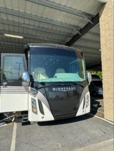 Used 2017 Winnebago Tour 42HD
