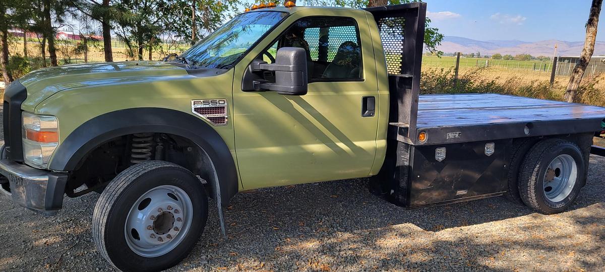 Used 2008 Ford F550 Flatbed