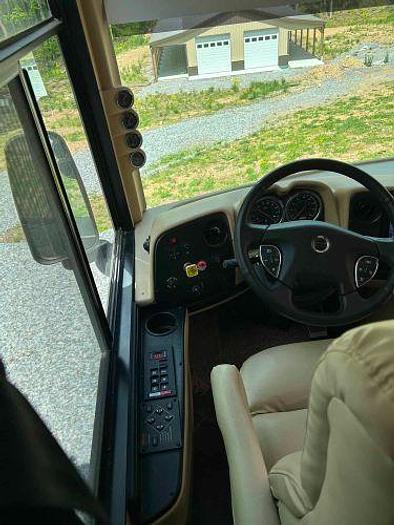 Used 2014 Newmar Ventana 3849