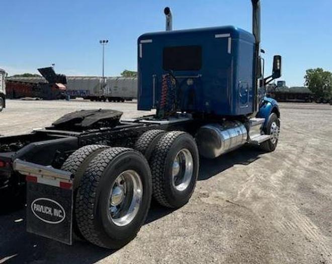 Used 2019 Peterbilt 579 Sleeper