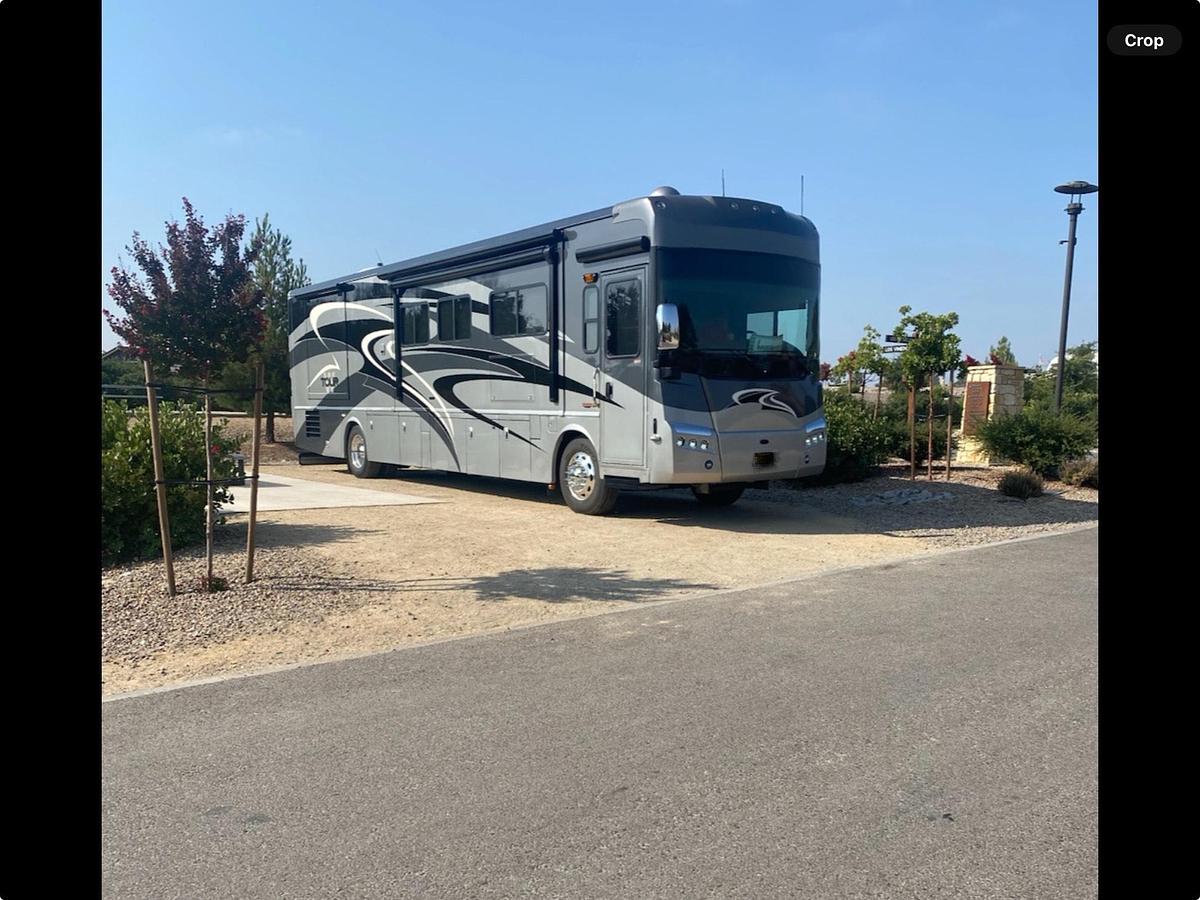 Used 2010 Winnebago Tour 40BD Class A Motorhome