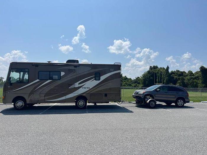 Used 2012 Winnebago Vista 26P