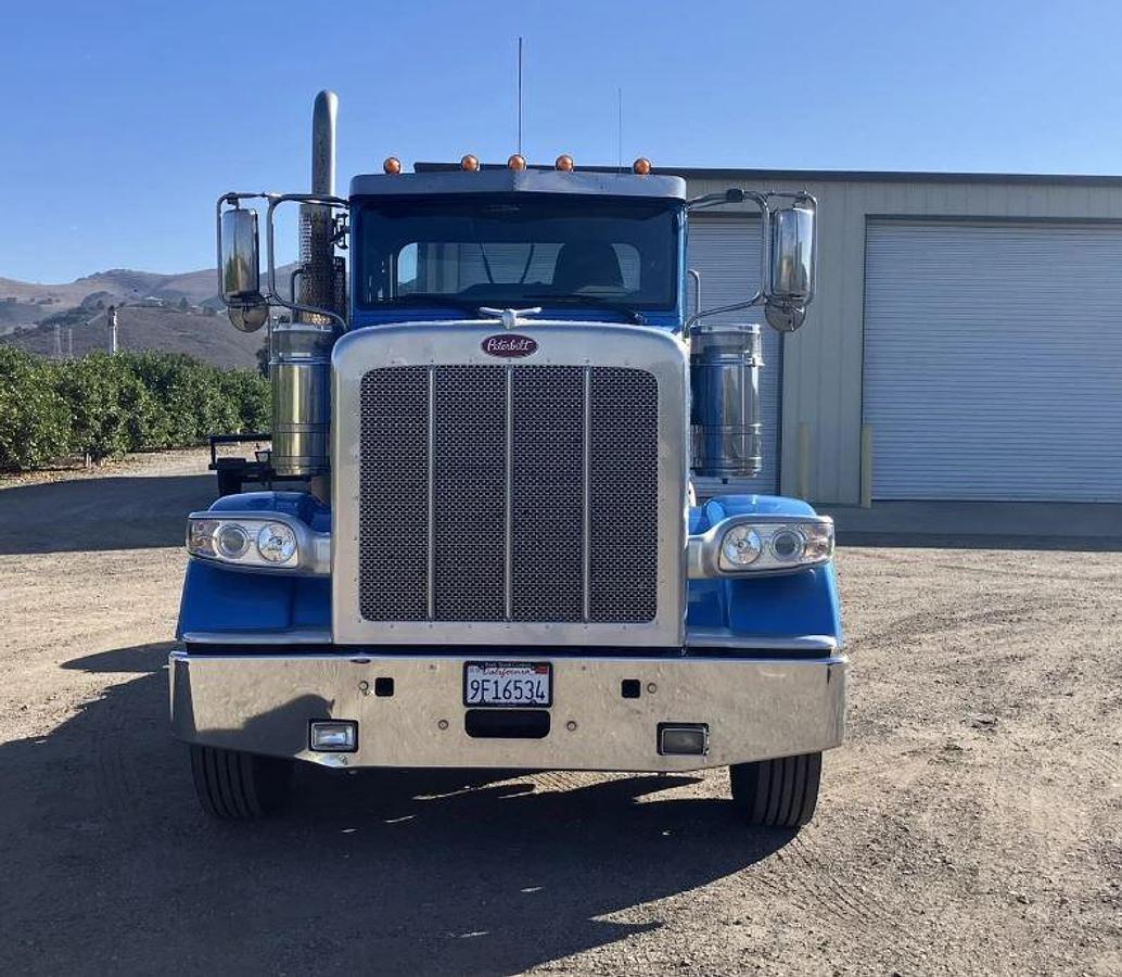 Used 2020 Peterbilt 389