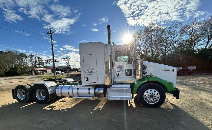 Used 2014 KENWORTH T800