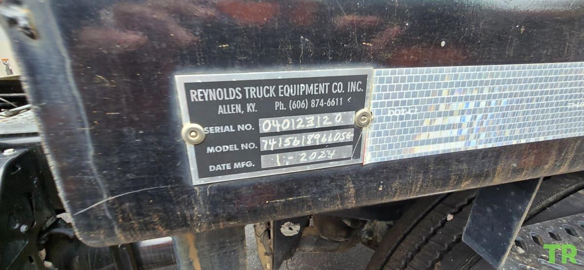 Used 2024 Kenworth T880