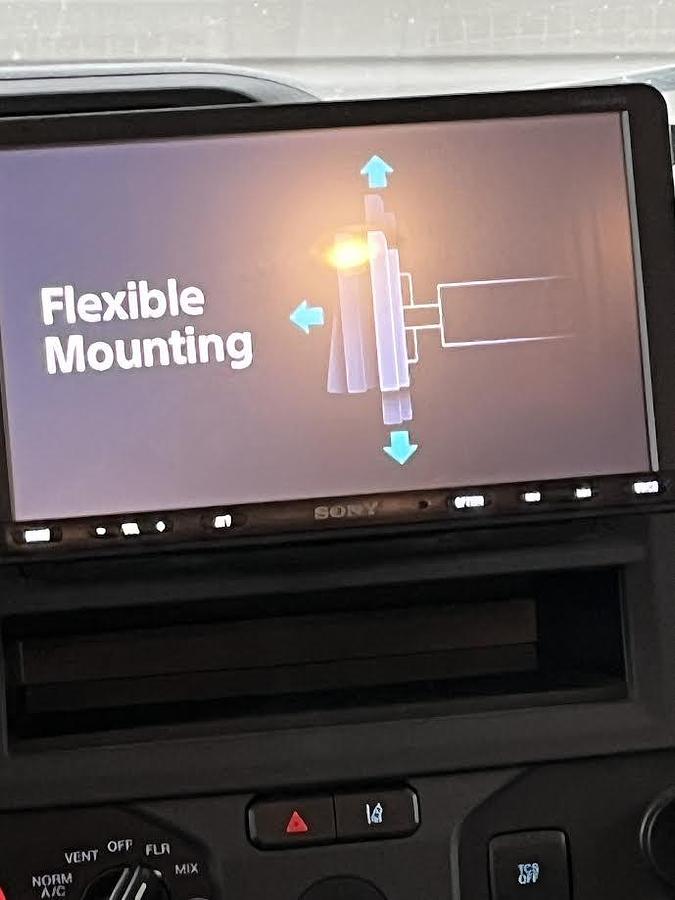 Used 2022 Winnebago Minnie Winnie E-Series 32-1 Class C Motorhome