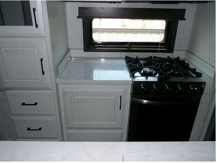 Used 2022 DRV Mobile Suites 36RSSB3