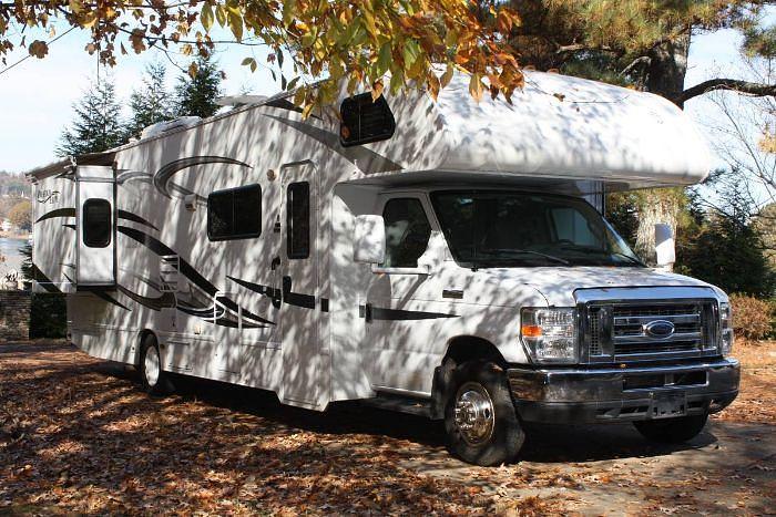 Used 2014 Thor Motor Coach Freedom Elite 31L