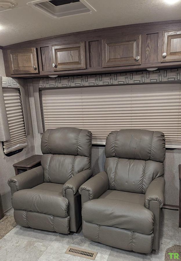 Used 2018 Flagstaff Superlite