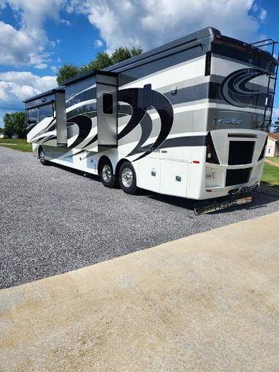 Used 2022 Tiffin Phaeton 44OH