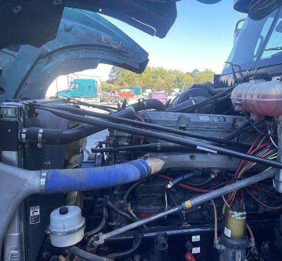 Used 2014 Freightliner CORONADO 132