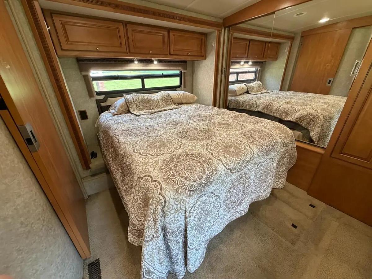 Used 2010 Winnebago Journey Express 34y
