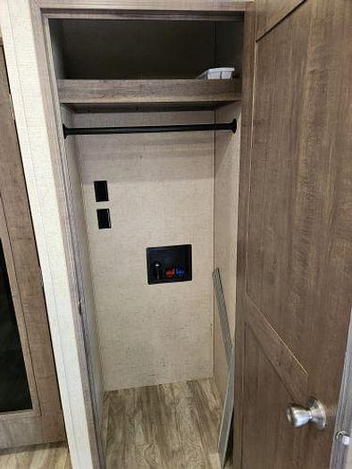 Used 2017 KZ Durango Gold G384RLT