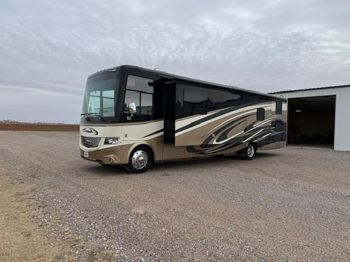Used 2016 Newmar Canyon Star 3921 Class A Motorhome Toy Hauler