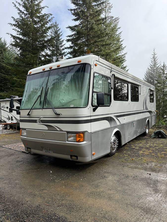 Used 1997 Monaco Windsor