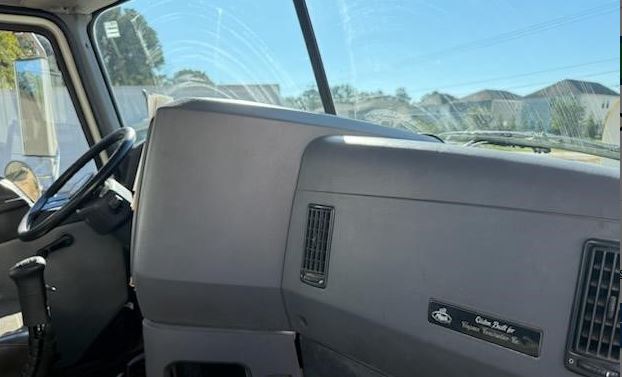 Used 2013 Mack Pinnacle