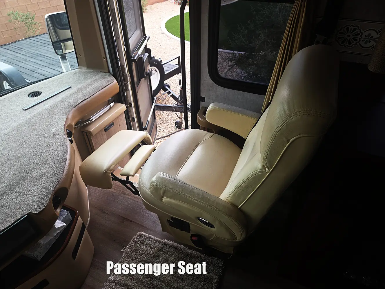 Used 2007 Fleetwood Discovery 39V