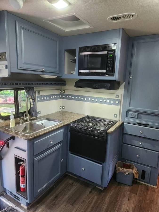 Used 2013 Fleetwood Jamboree Sport Class C Motorhome