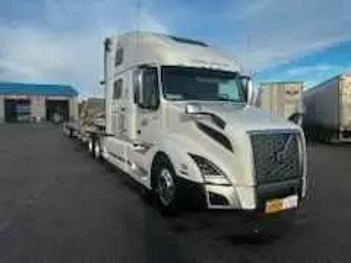 Used 2020 Volvo VNL860 XL Globetrotter