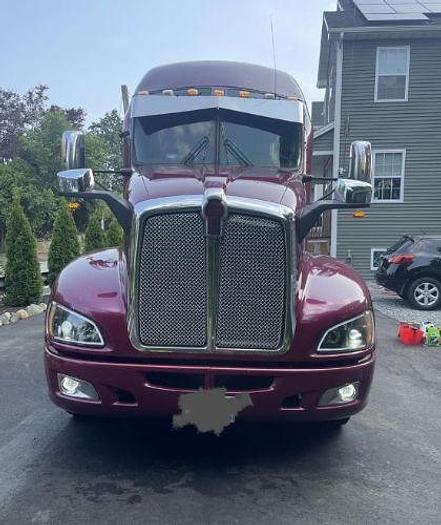 Used 2012 KENWORTH T660