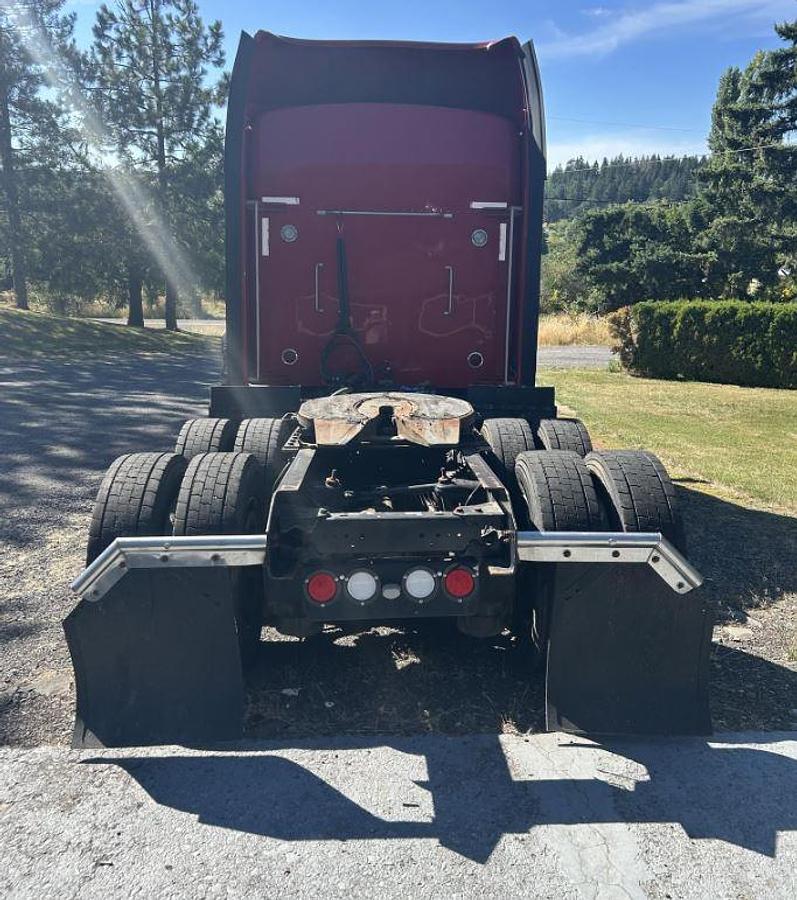 Used 2014 KENWORTH T660 Conventional Sleepe Semi