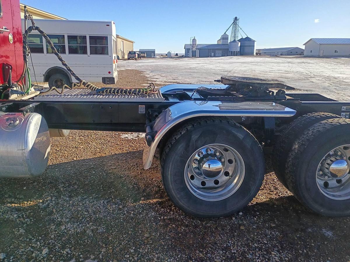 Used 2021 Peterbilt 389