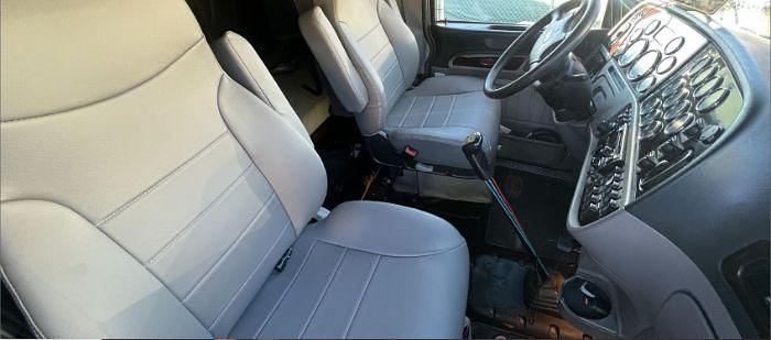 Used 2014 Peterbilt 389 Glider Kit