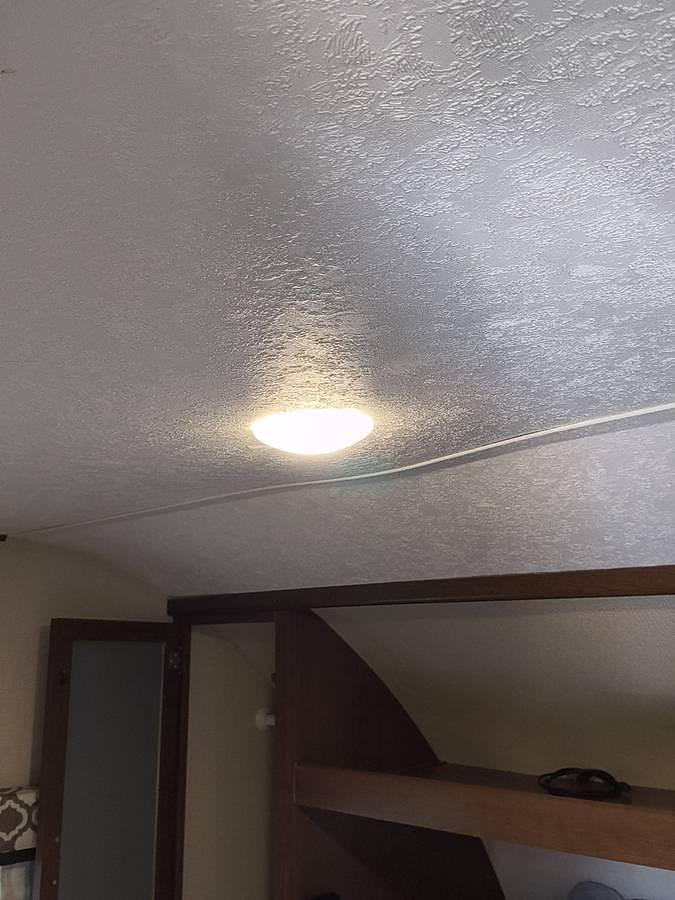 Used 2014 Prime Time Tracer Breeze Travel Trailer